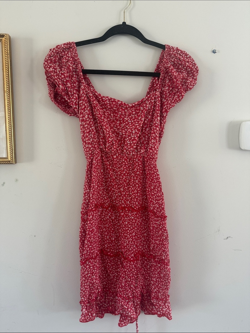 Red Floral Puff-Sleeve Tiered Midi Dress